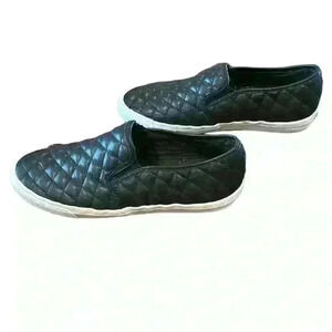 G.H. Bass and Co. black slip on size 7